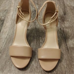 Nude ankle strap heel